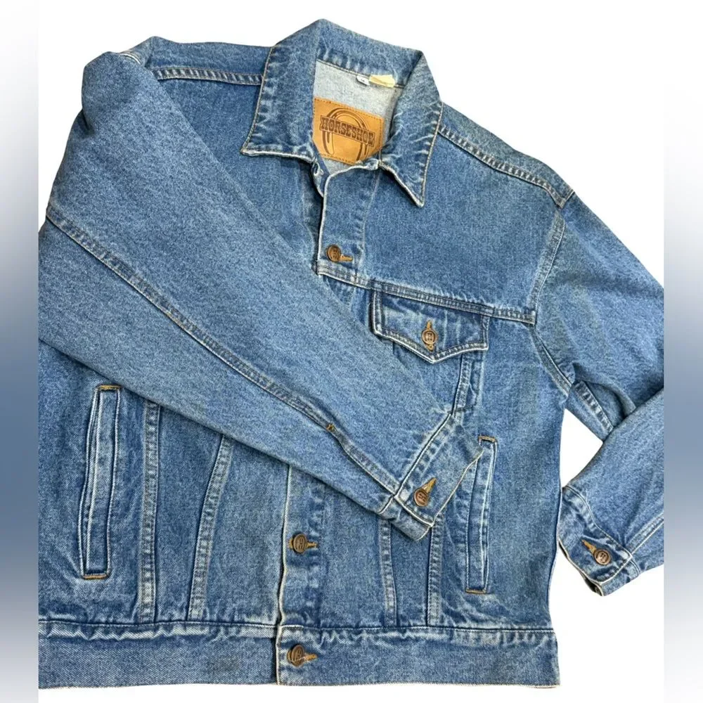 🧥🐎 Vintage Women’s Horseshoe Casino Hotel Embroidered Jean Jacket – Size M‎